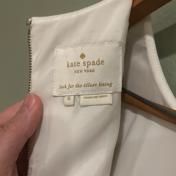 Kate Spade Stretch Crepe Bow Dress Size 6 White with Black Bow - Picture 8 of 16